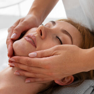 Pack Face Training Massage
