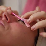 Lifting de pestañas en Clínica KOA Valencia para realzar la curvatura y la mirada