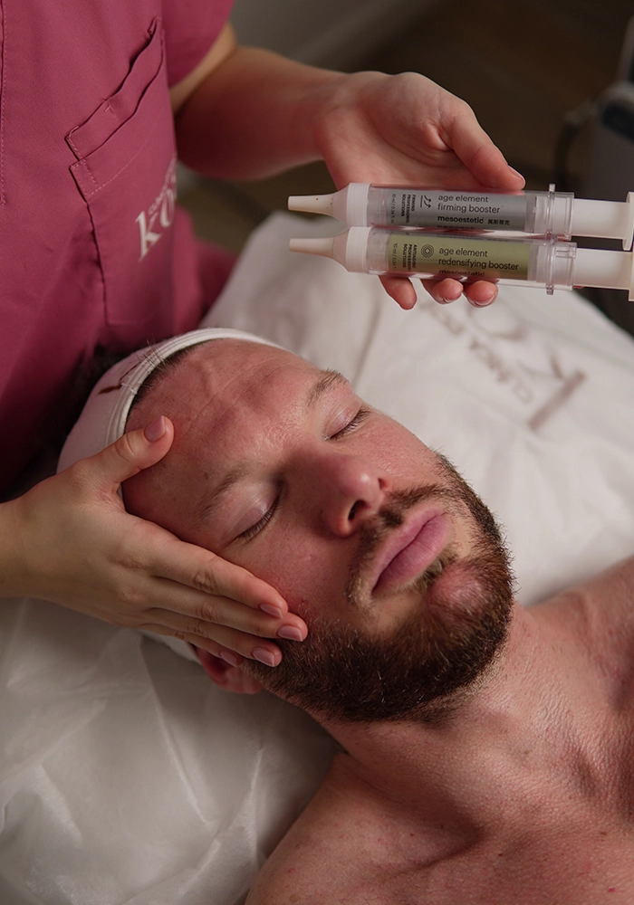Tratamiento facial Age Element personalizado para rejuvenecer la piel en Clínica Koa